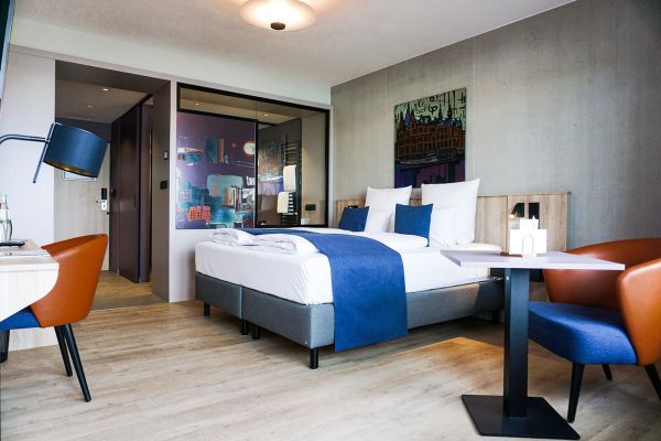AH Deluxe Double Room